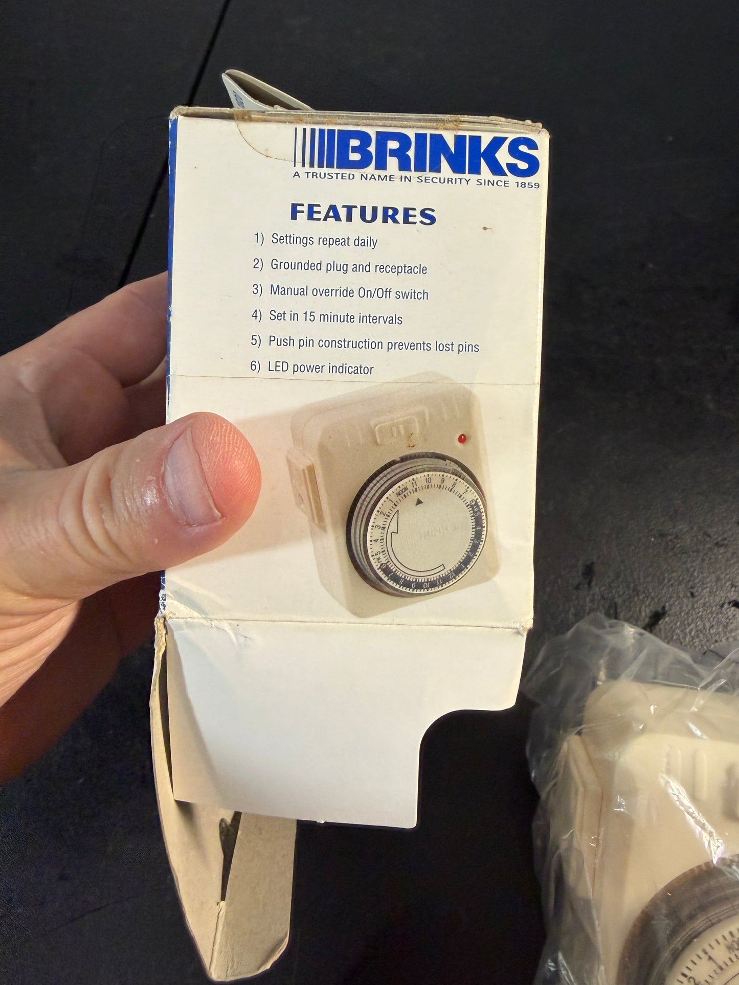 Brinks Mechanical Timer Model 42-1020 - photo 4