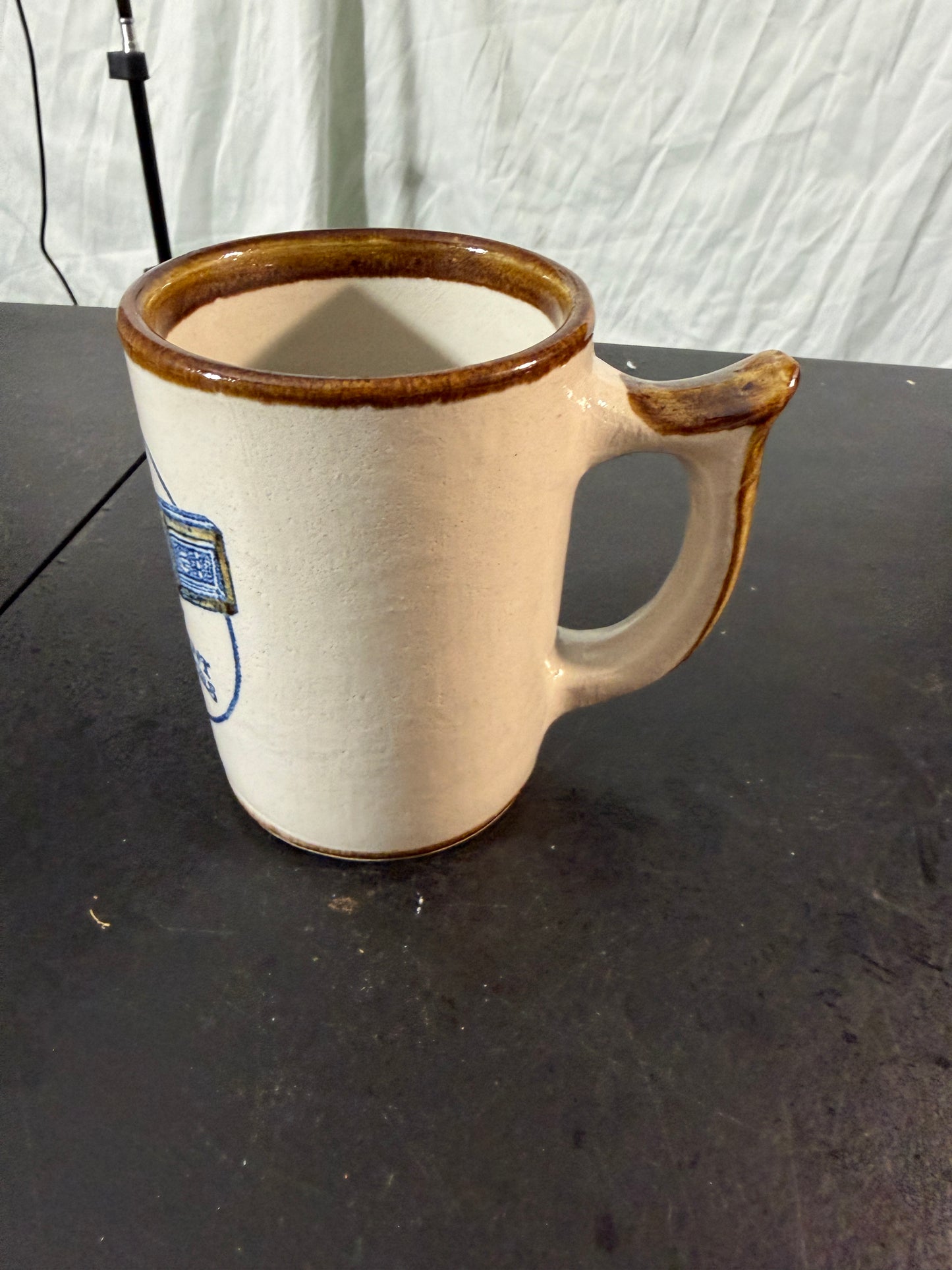 Louisville Stoneware A New Era In Hotpoint Potwashers Mug - photo 2