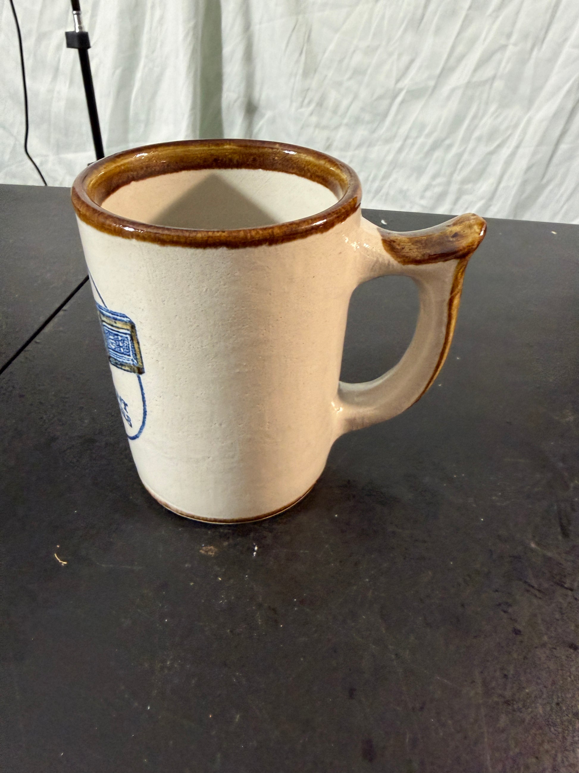 Louisville Stoneware A New Era In Hotpoint Potwashers Mug - photo 2