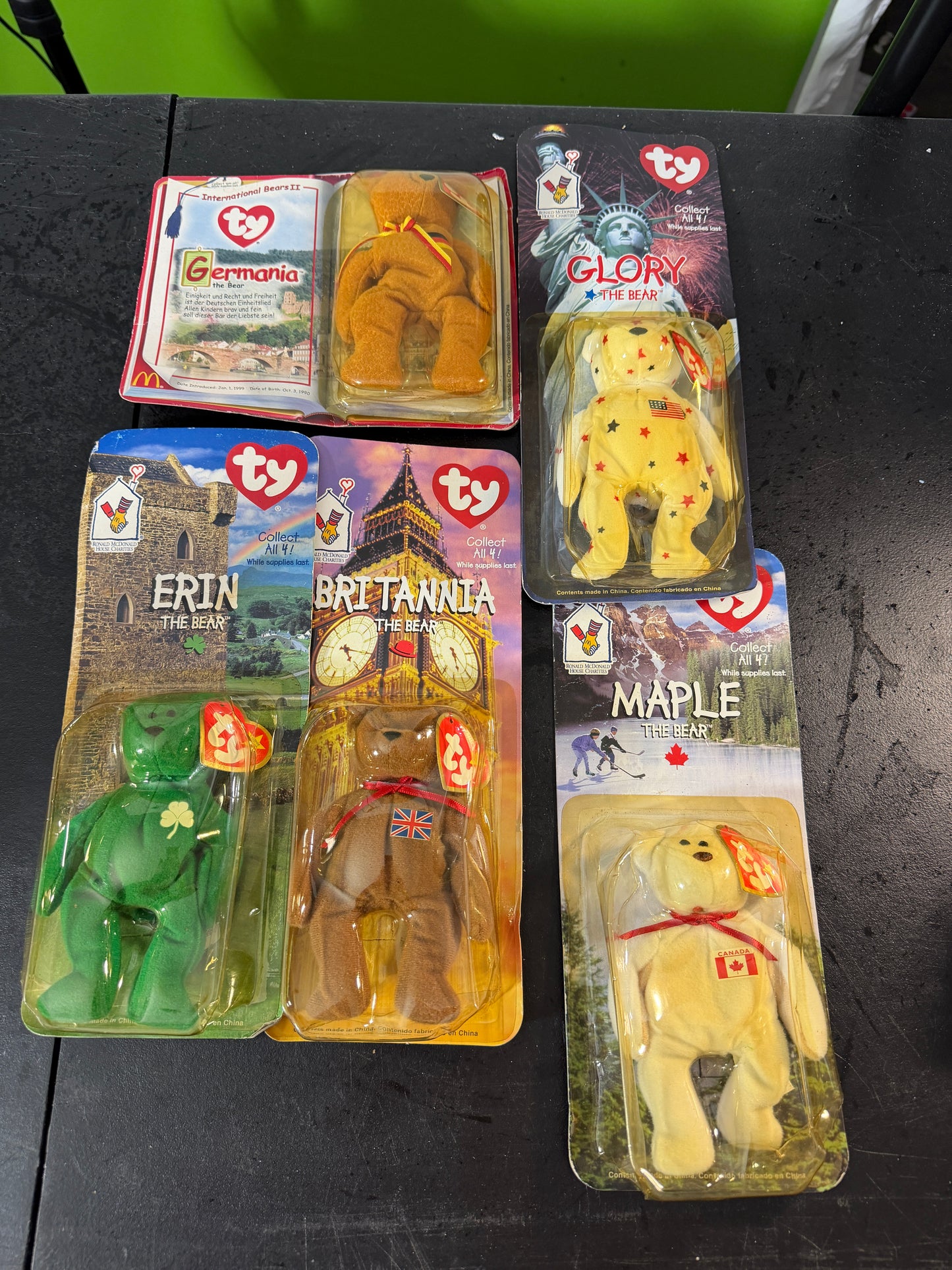 Ty Beanie Babies International Bears II Set Erin Britannia Glory Maple