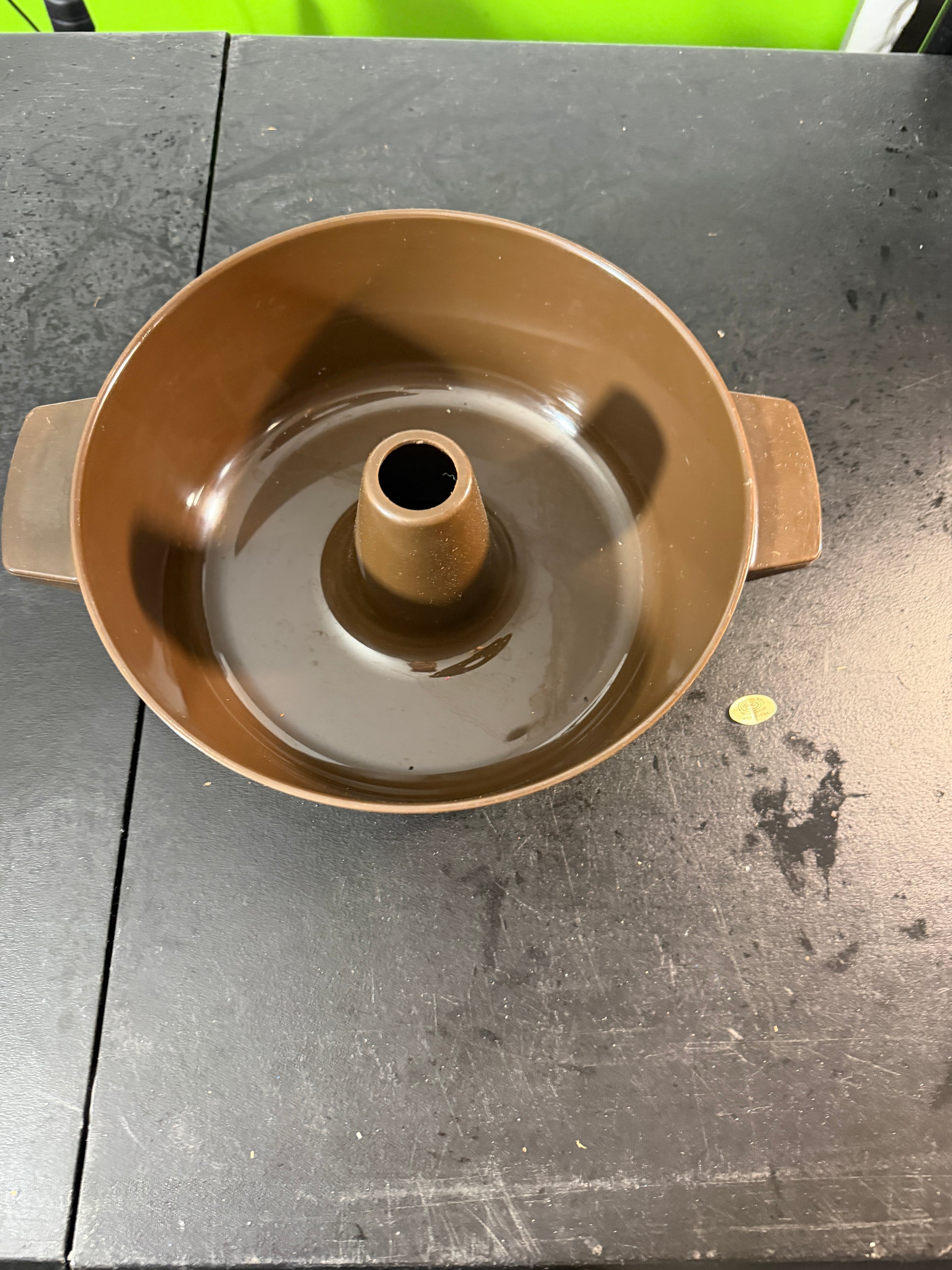 Mirro Microwave Brown Cake Pan 8 Cup - photo 2