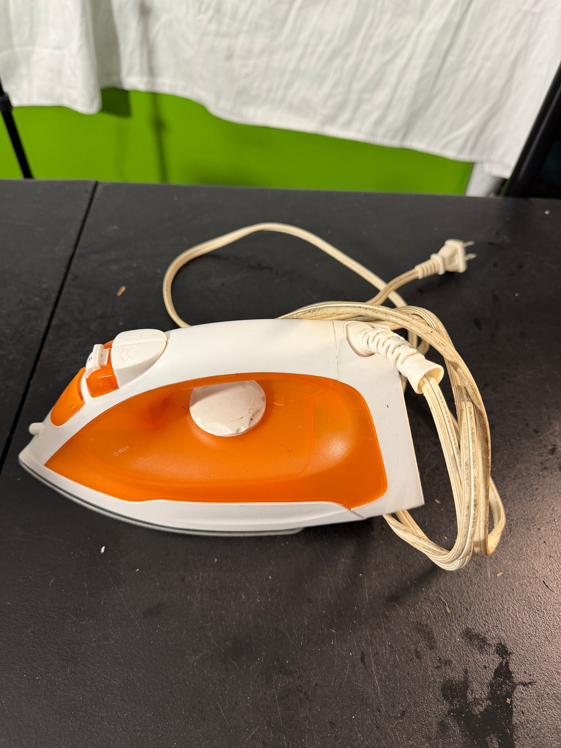 Walmart Stores Inc E52350 Steam Iron