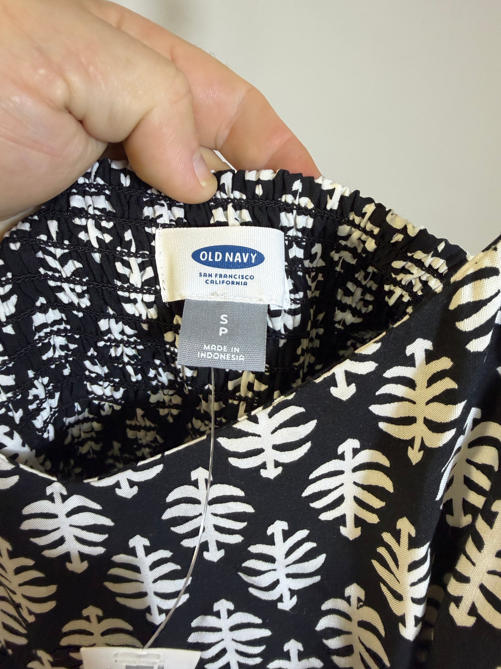 Old Navy Women's Small Black White Leaf Print Dress - photo 3
