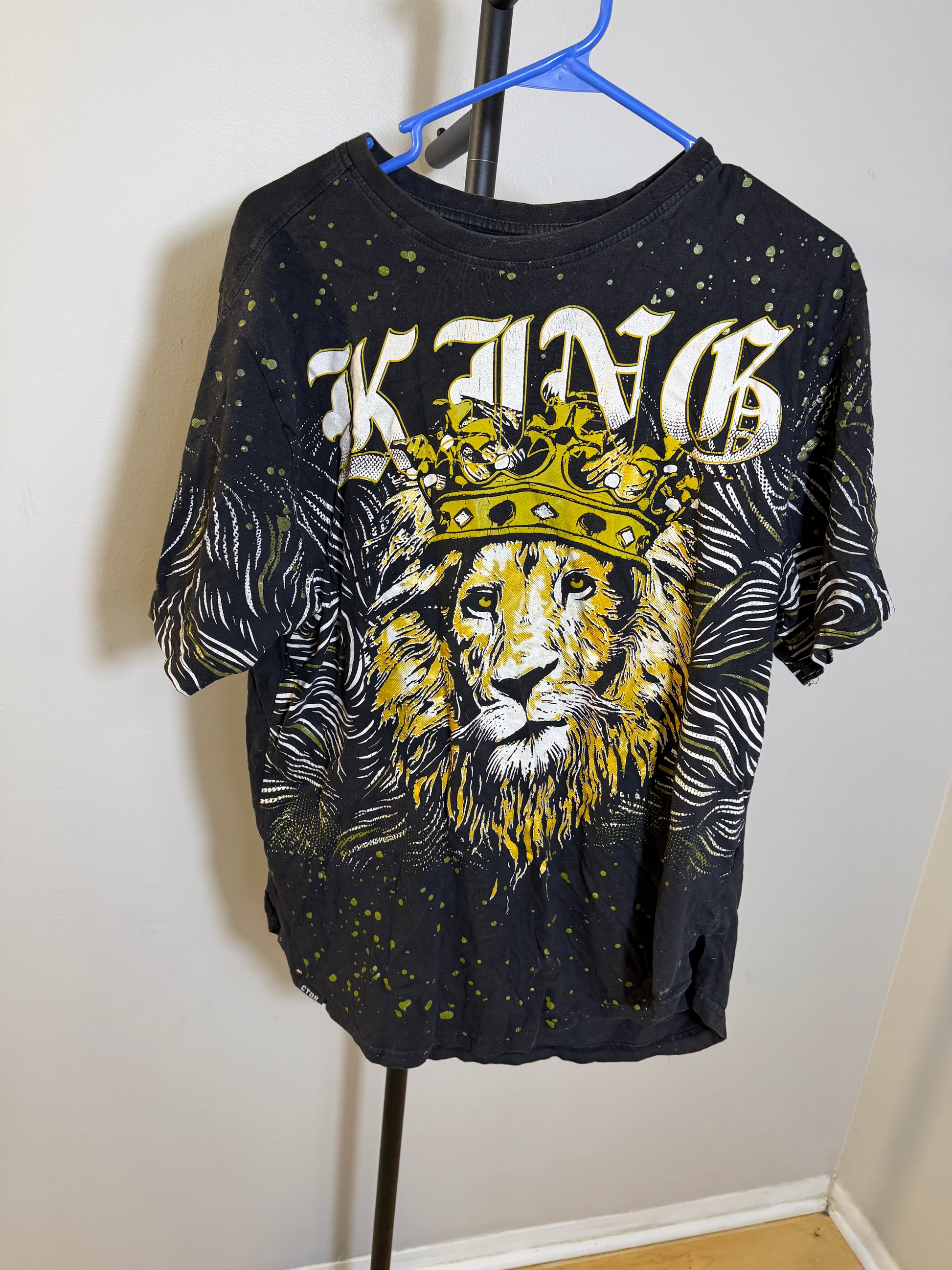 Contender Men's L King Lion Graphic T-Shirt