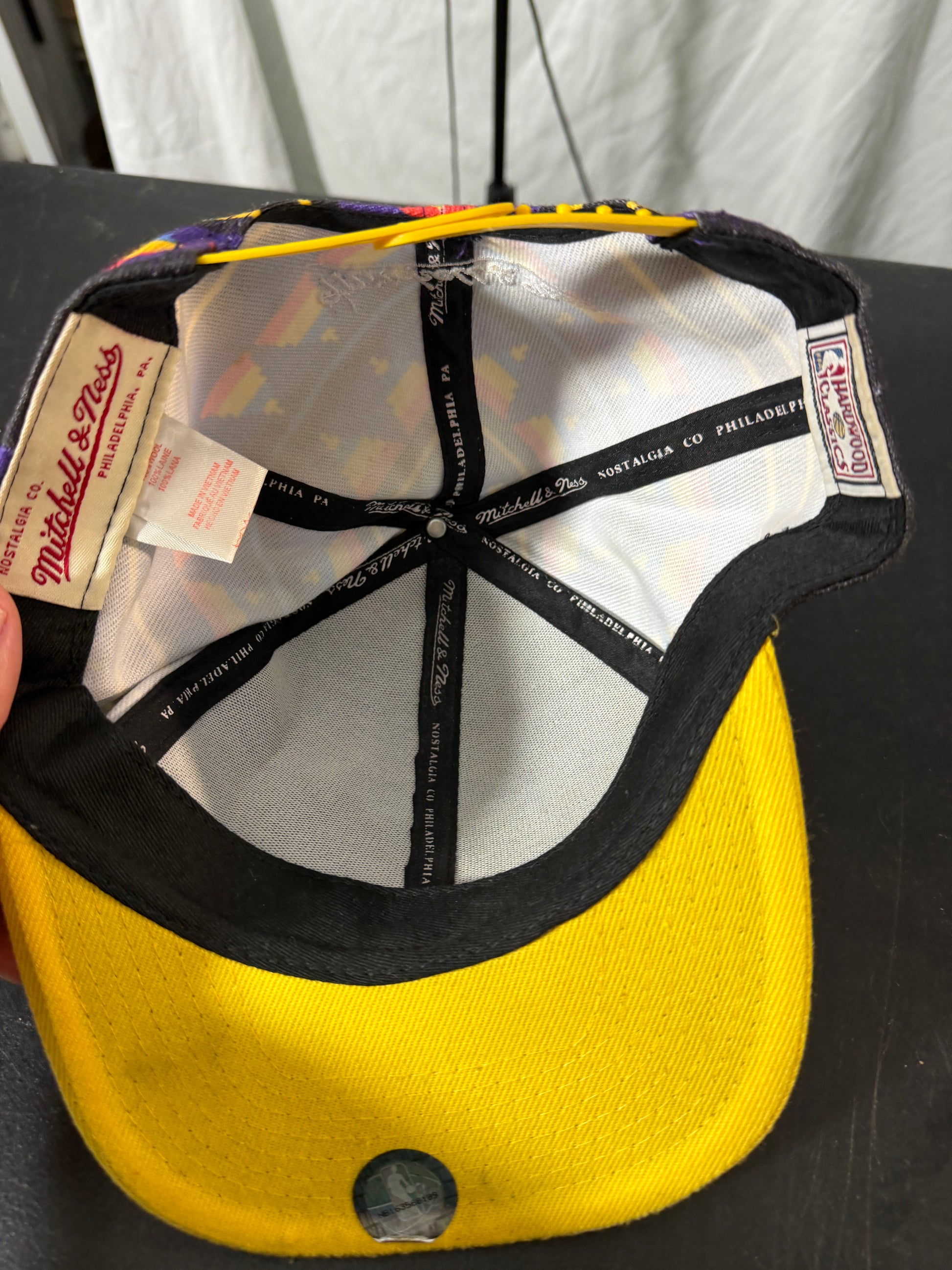 Mitchell & Ness Los Angeles Lakers Hardwood Classics Adjustable Fit Cap - photo 4