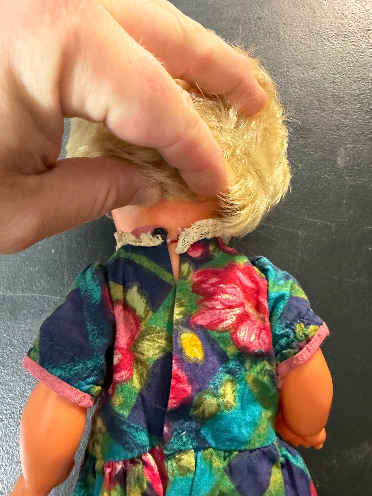 Vintage Doll with Floral Dress - photo 5