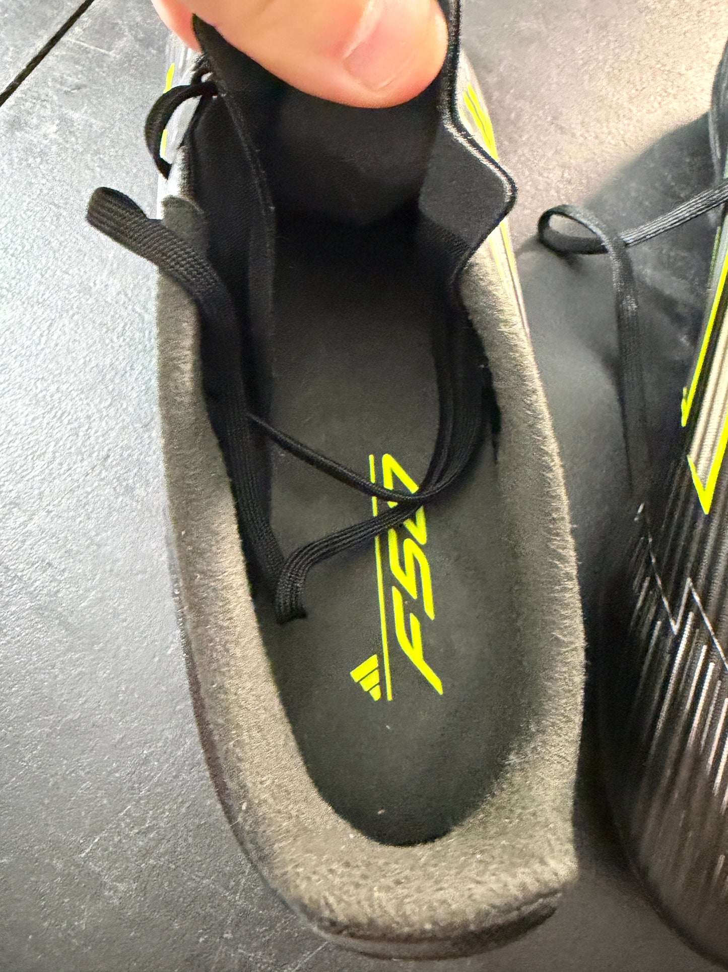 adidas F50 League FG MG Soccer Cleats Black Lucid Lemon US 10 - MDP-00454