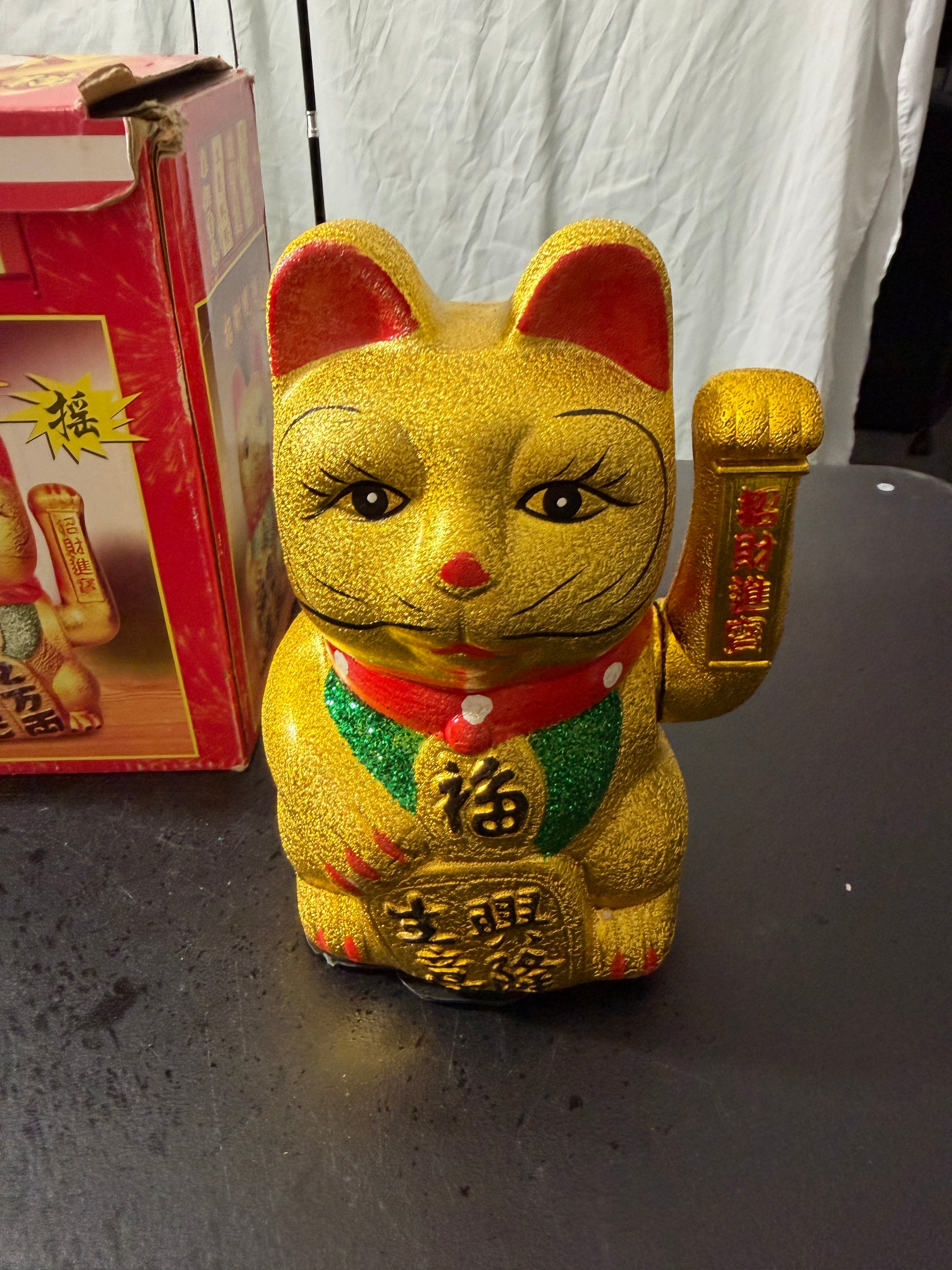 9 Waving Lucky Fortune Cat Maneki Neko Japanese Porcelain Figurine - MDP-00471