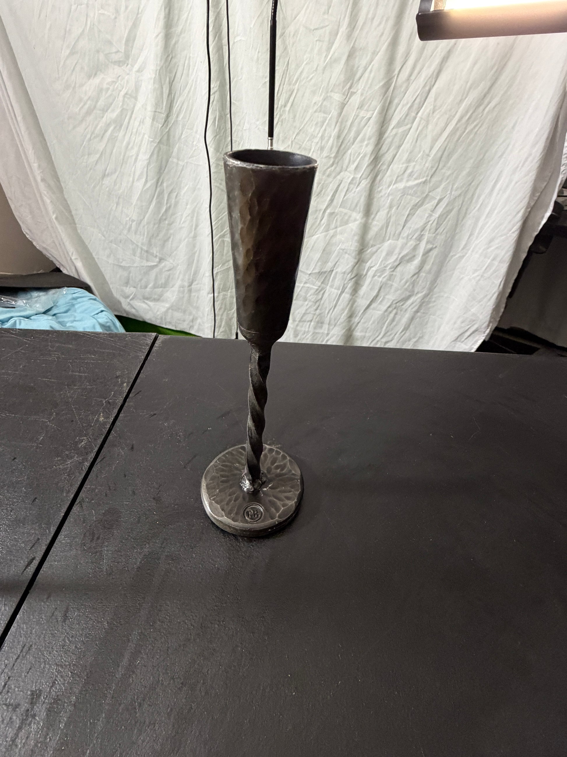 PH Metal Goblet Hammered Decorative - MDP-00483