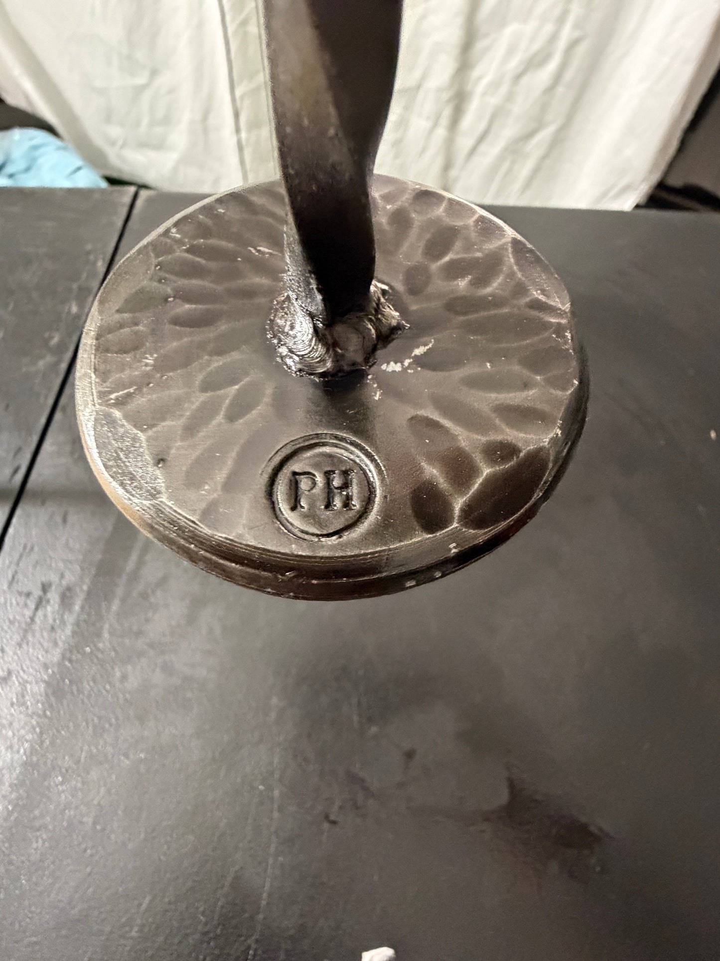 PH Metal Goblet Hammered Decorative - MDP-00483