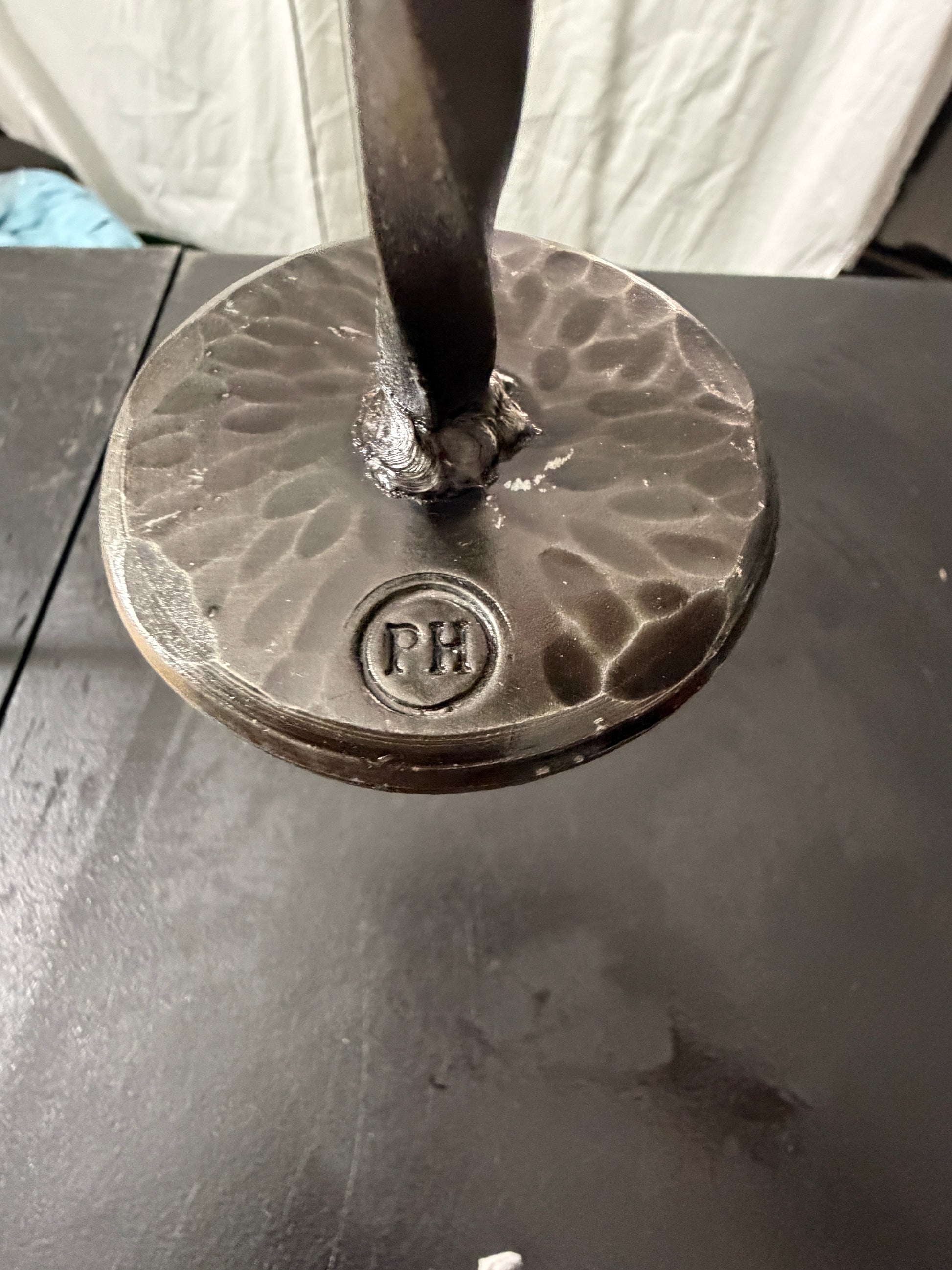 PH Metal Goblet Hammered Decorative - MDP-00483